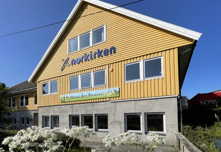 Velkommen til gudstjeneste og barnekirke