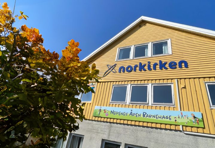Gudstjeneste søndag kl.11